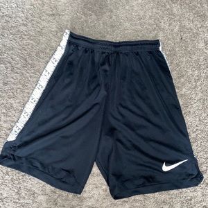 NEW NIKE DRY FIT SHORTS